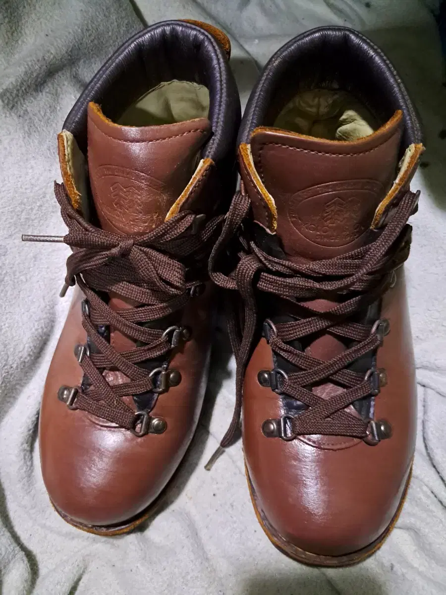 kohlone whole leather hiking boots public 260 free shipping kohlone whole leather hiking boots public 260 free shipping